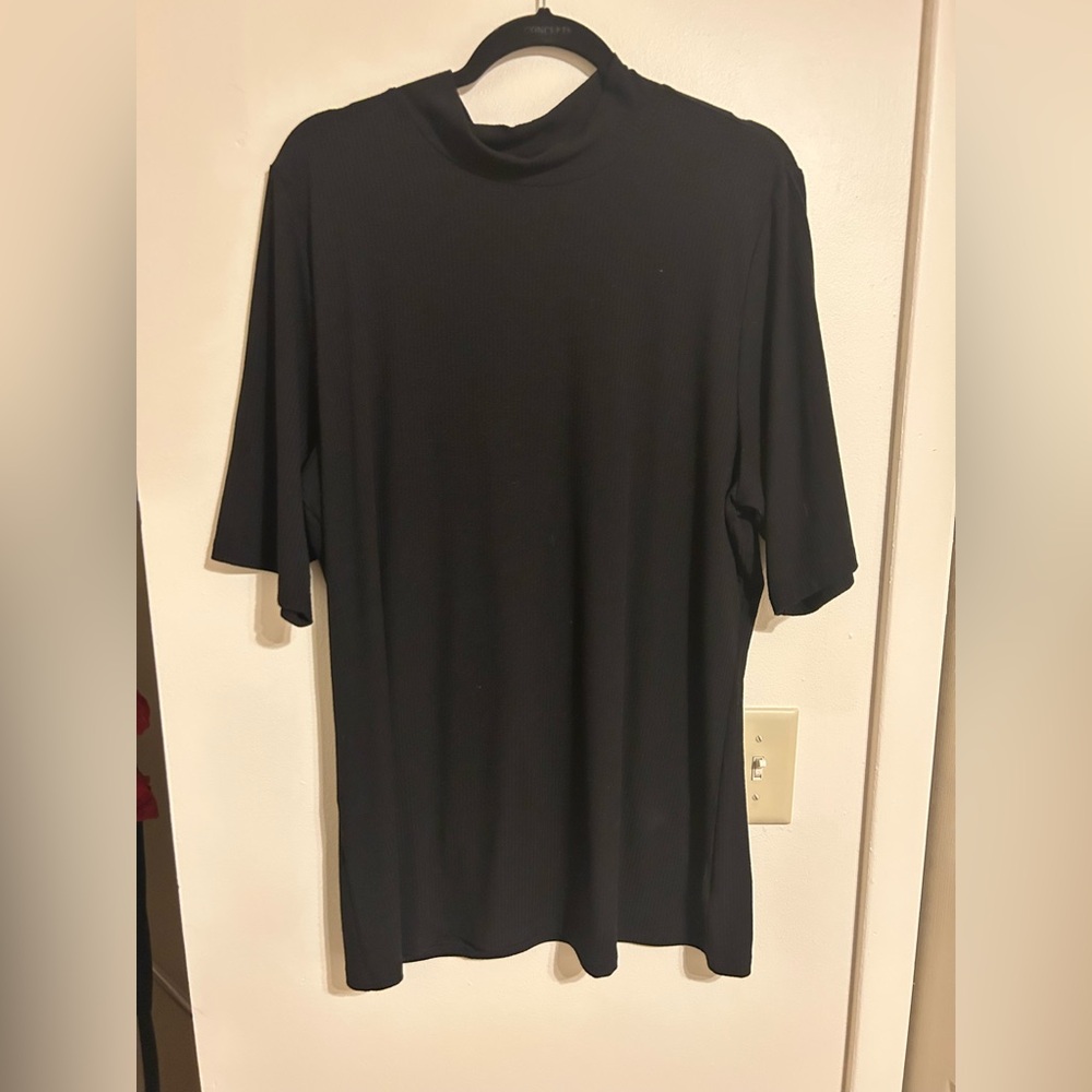 Torrid mock neck ribbed tee